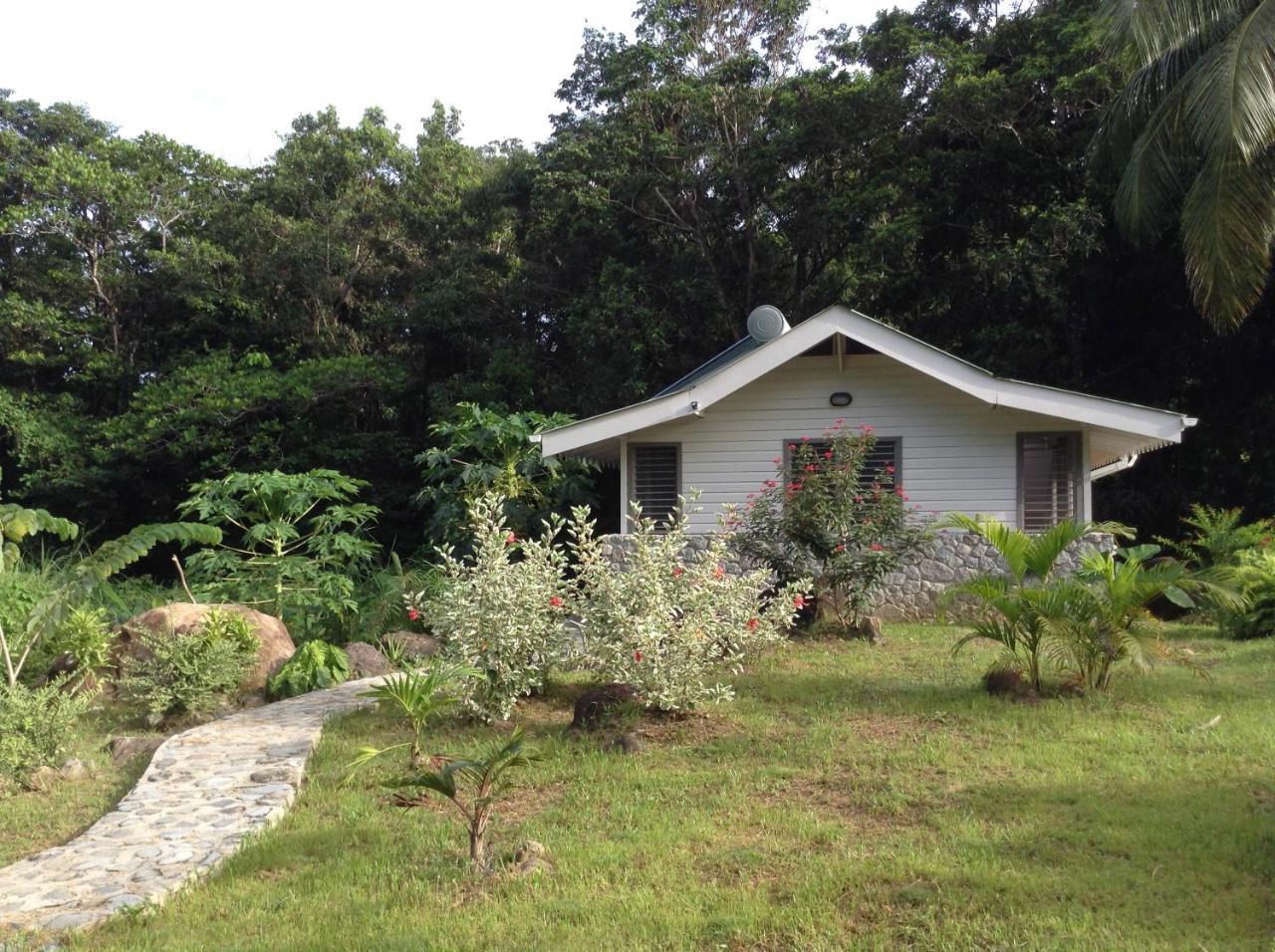Вилла Citrus Creek Plantation La Plaine Экстерьер фото